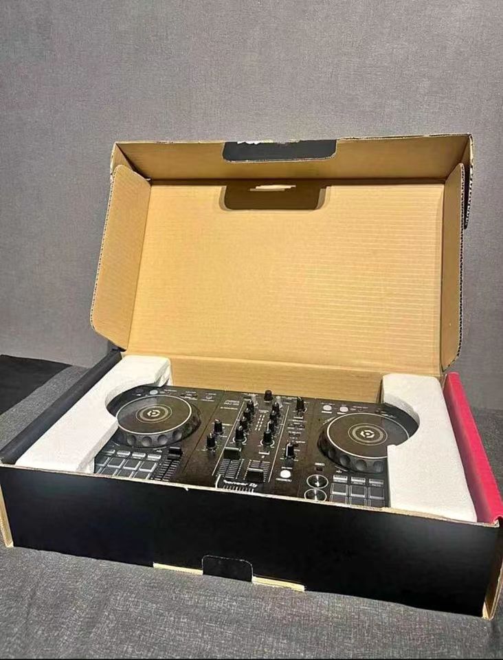 Pioneer DJ-400 Controller