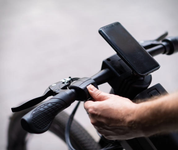 2023 Hubless E-Bike Reevo Ultimate Security, Smart Features, 37-Mile Range